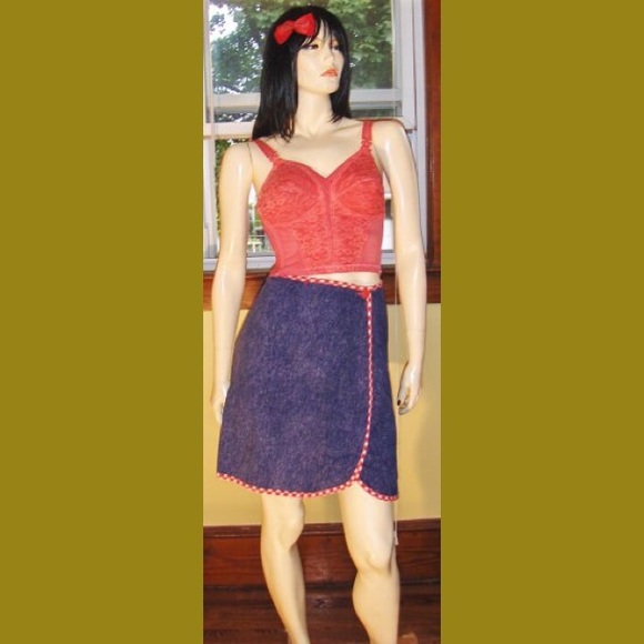 VTG 50s ROCKABILLY RED LACEY LONGLINE PINUP BRA - Picture 5 of 7